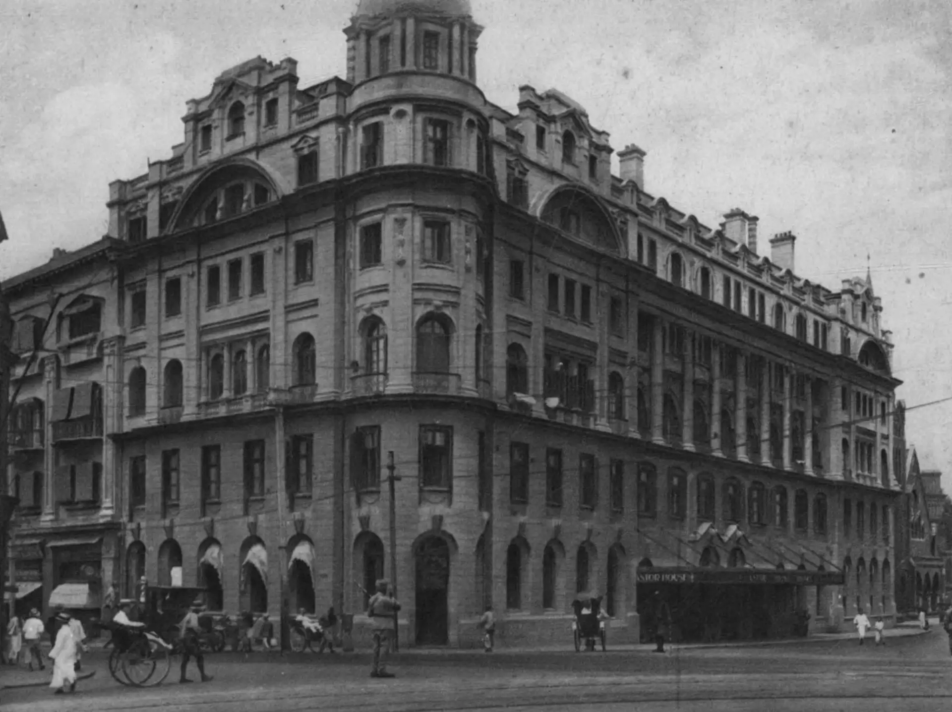 Astor House Hotel in a plate from the 1927 book Shanghai of Today.